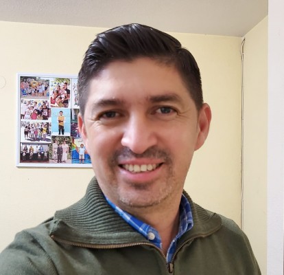 Alfonso Galdón ya tiene a su delfín en Murcia: Tyrone Alcides, candidato de Valores a la Alcaldía