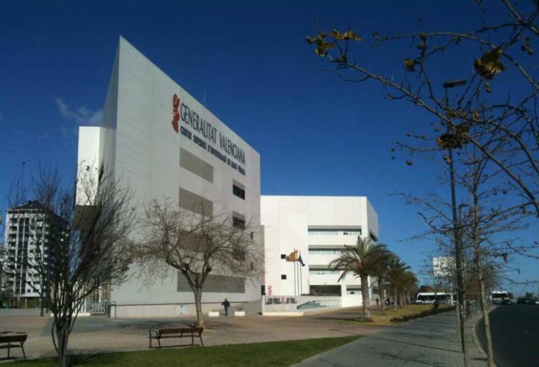 Fisabio-Oftalmología Médica bate su récord al hacer 181 trasplantes de córnea en 2021

