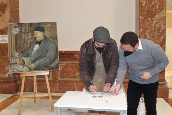 Una tenda d'antiguitats cedeix a la Fundació Huguet un quadre de l'artista Ramón Huguet 