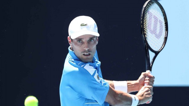 Roberto Bautista destroza al británico Andy Murray y accede a cuartos de final de Doha