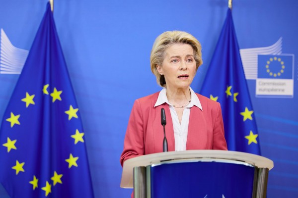 Bruselas aplaude la sentencia del TJUE y promete 