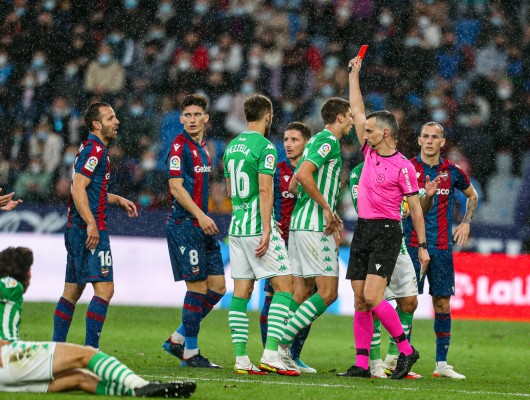 Un partido de sanción para Soldado por 