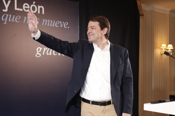 Elecciones y mayorías parlamentarias
