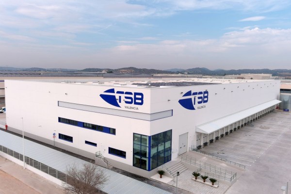 El grupo logístico TSB factura 165 millones en 2021 y aterriza en Valencia con una nueva planta