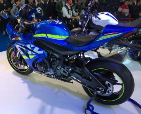 Suzuki presenta en Milán la GSX-RR de Espargaró y Viñales para 2016