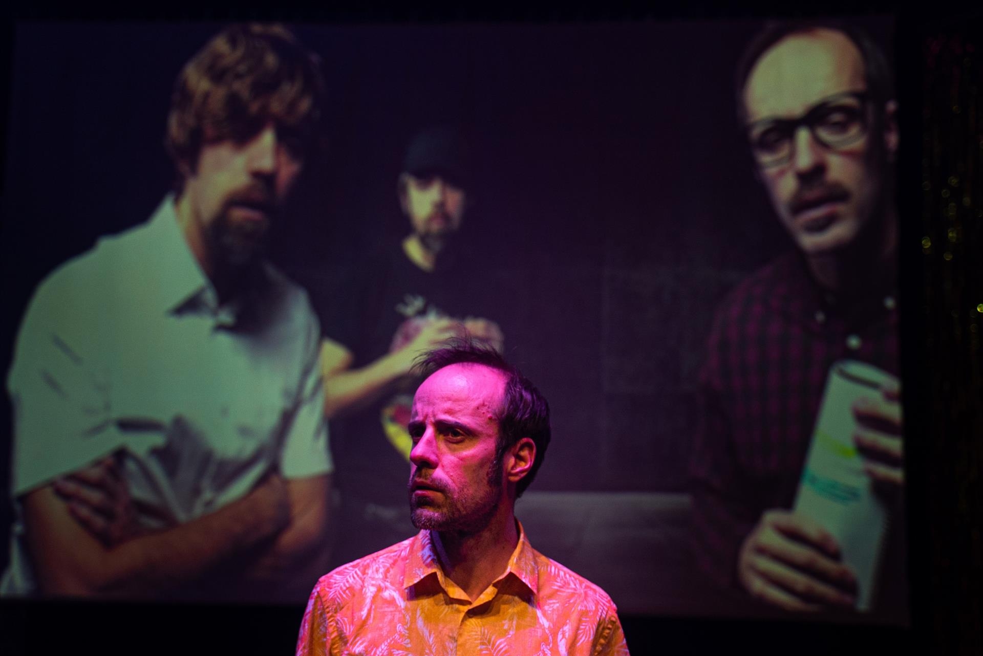  'La belleza de lo extraño' llega a la Sala Ultramar con vodevil, cine, magia y realidad