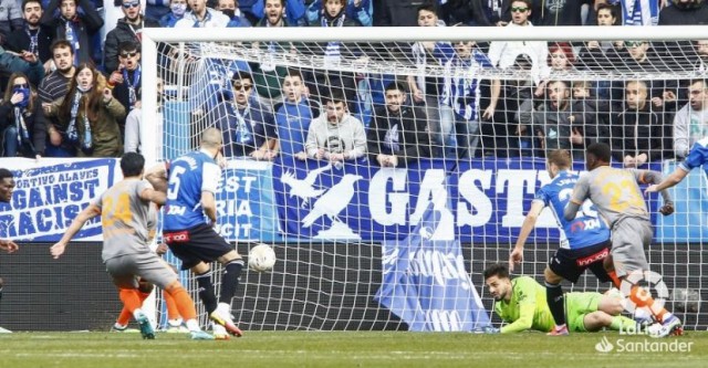 Al Valencia se le atragantan las semanas de tres partidos