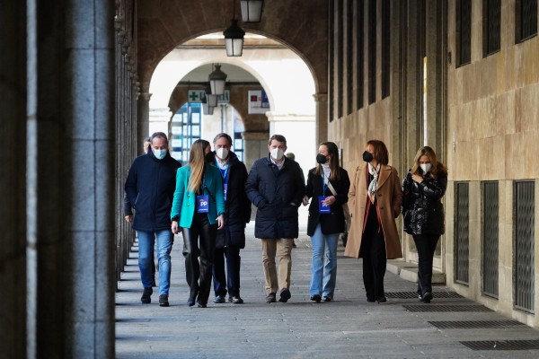 El PP se deshace de Cs en Castilla y León, pero depende de Vox