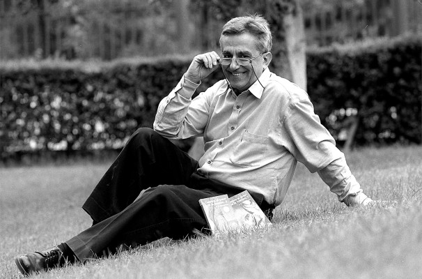 Antonio R. Almodóvar: 