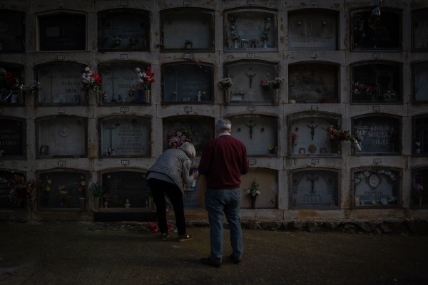 Dos años desde que todo cambió: la covid se cobra 8.818 vidas en la Comunitat y 96.000 en España