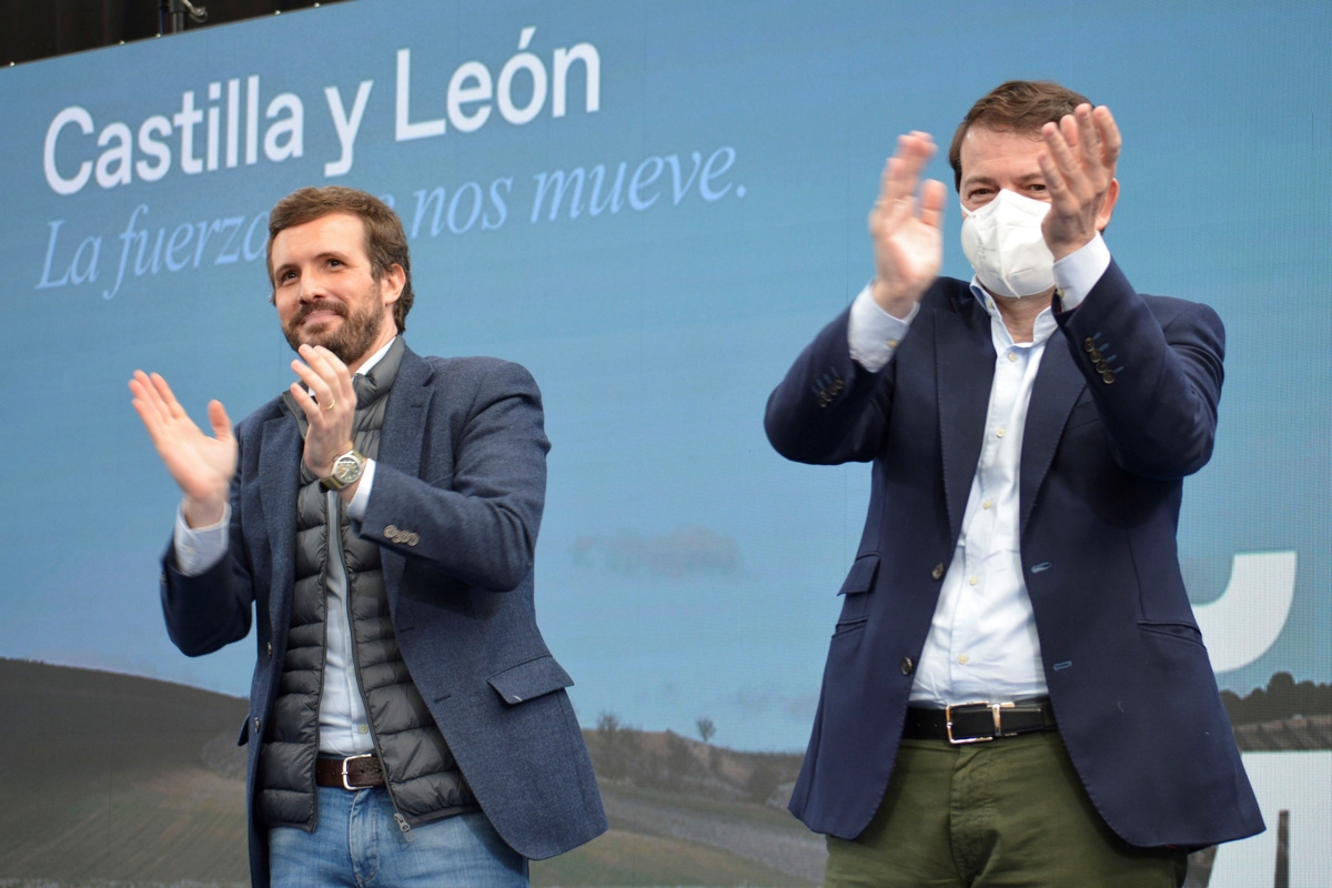 La remolacha sufre y Pablo Casado también