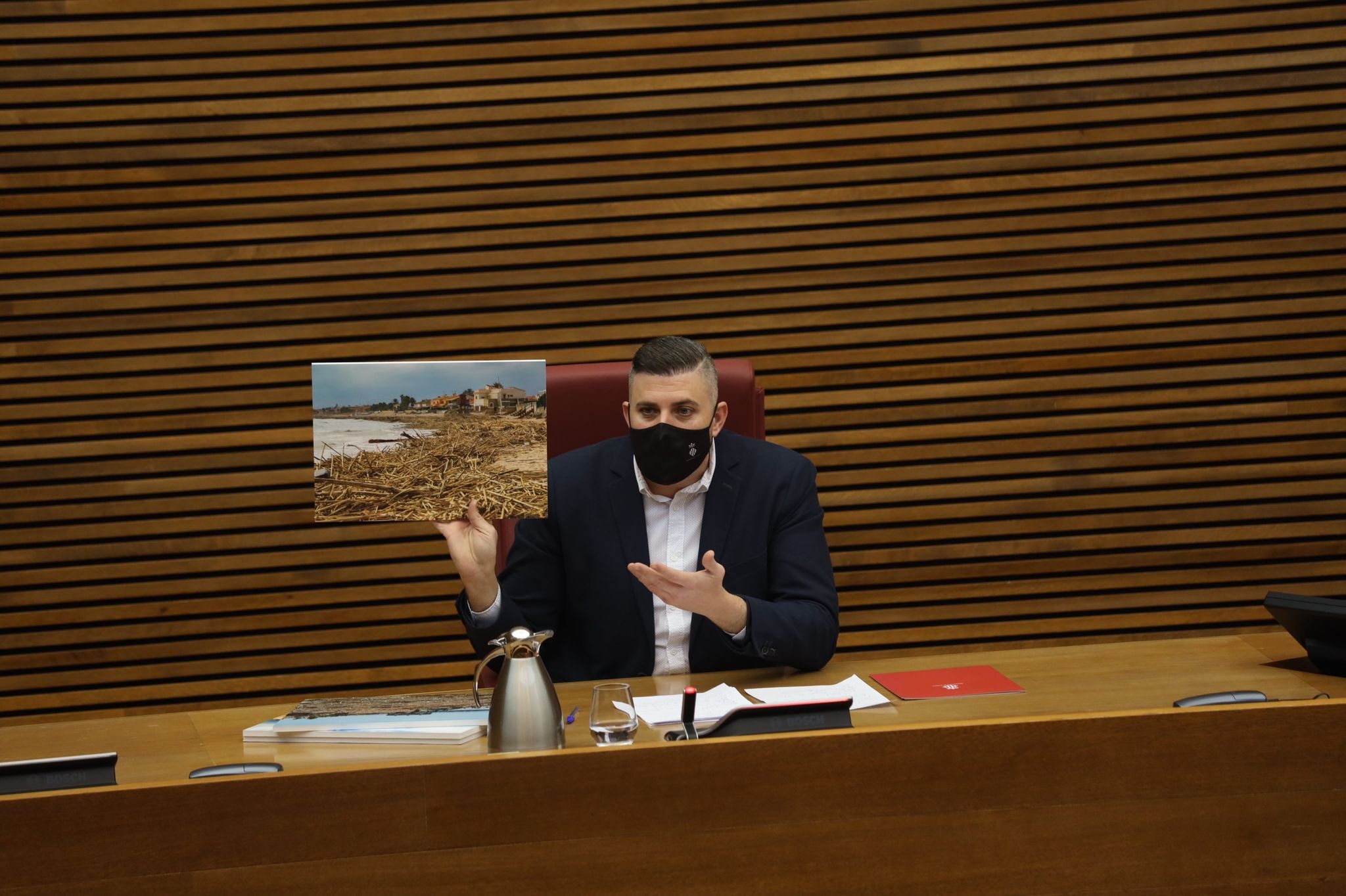 Mayor exige una respuesta 