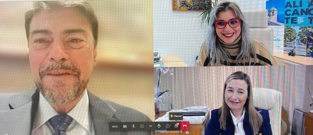 Vox se abstiene y da oxígeno otra vez a las cuentas del bipartito de Alicante tras 'colar' sus recortes