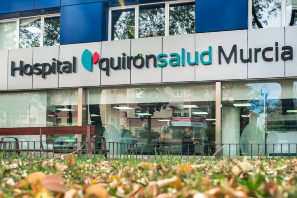 Quirónsalud Murcia estrena nuevo equipo multidisciplinar de oftalmología avanzada
