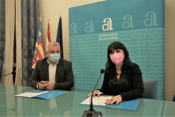 Diputación y Ayuntamiento de Alicante refuerzan su alianza cultural con 222.000 euros

