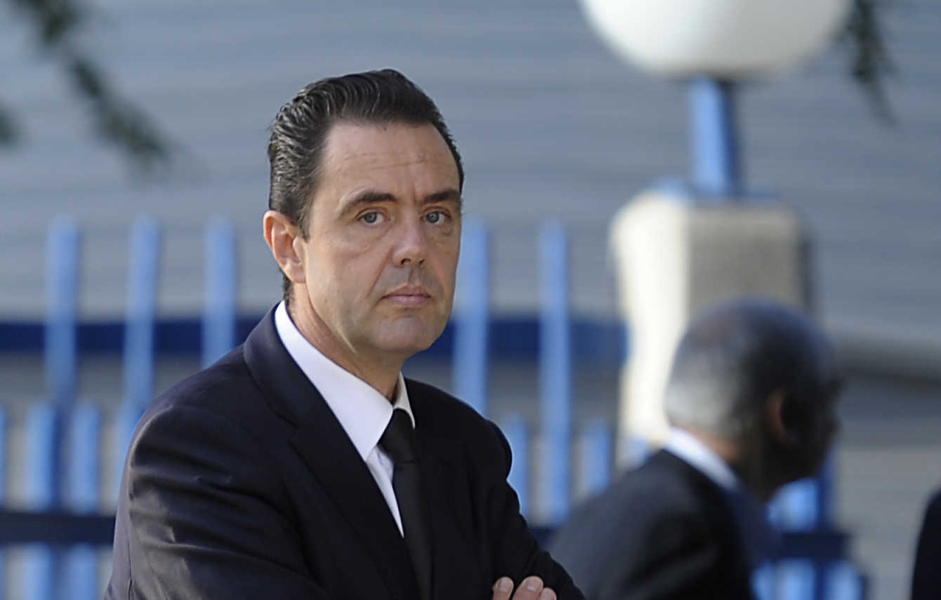 Miguel López, el día del funeral de su suegra. Foto: RAFA MOLINA - 