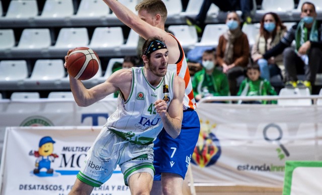 El TAU no puede ante un Leyma Coruña superior y cosecha su segunda derrota seguida (80-85)