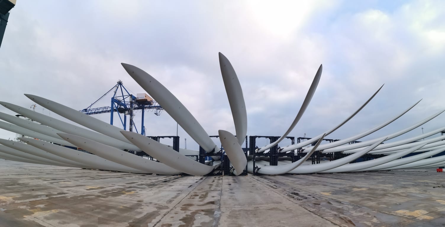 El puerto de Castellón hace del sector eólico un tráfico relevante tras sextuplicar la cifra en 2 años
