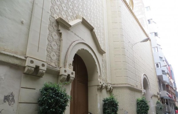 La constructora Francisco Roca reparará la fachada de la Parroquia Santo Domingo para evitar el riesgo de desprendimientos

