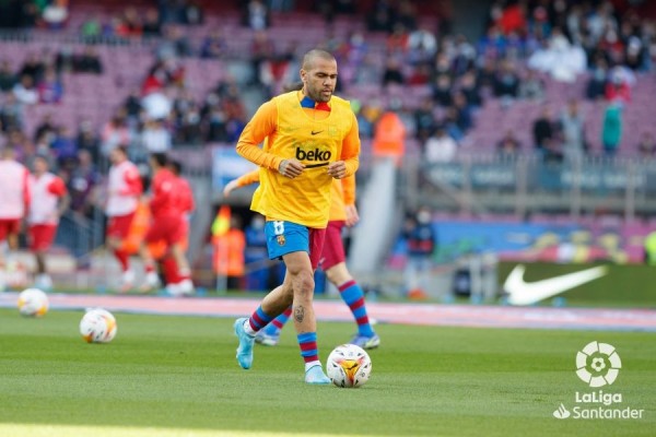 Dani Alves no estará en Mestalla