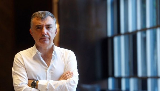 Manuel Vilas acerca a Onda su nueva novela 'Los Besos'