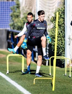 Alessio ya piensa en el Betis con la única ausencia de Mustafi
