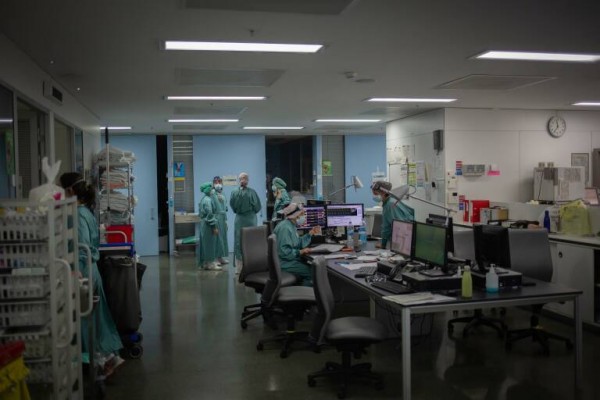 CCOO propone jubilar a los 60 años al personal sanitario y sociosanitario