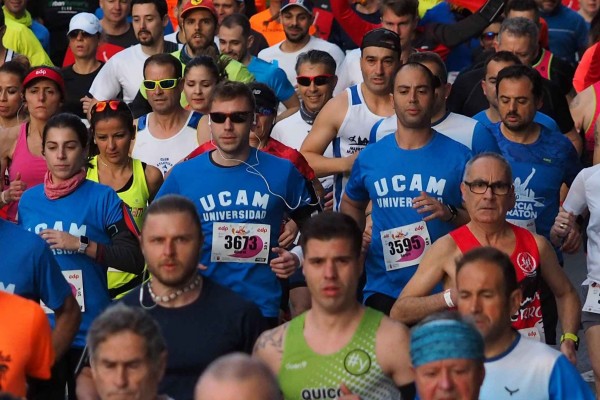El finés Järvenpää y la ecuatoriana nacionalizada española Pila ganan el Maratón de Murcia