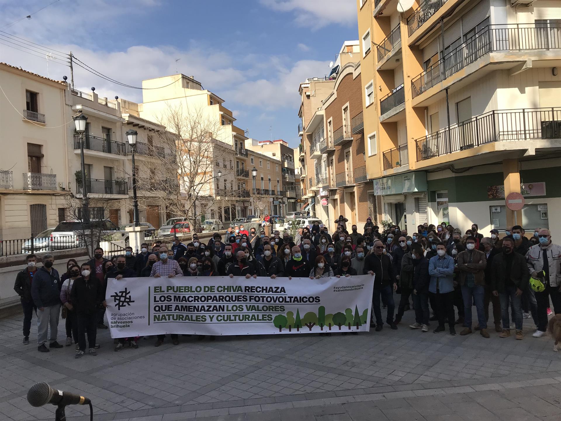 Concentraciones en municipios valencianos piden una 