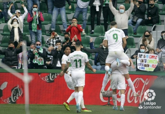 El Elche extiende a ocho puntos su diferencia con el descenso
