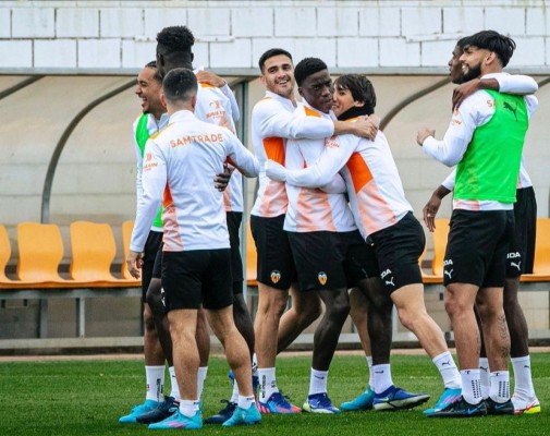 El Valencia quiere aprovechar la inercia copera en su semana vasca