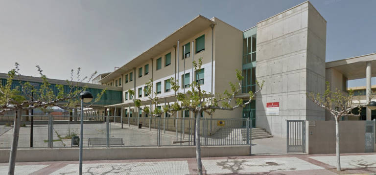 Vila-real promou una activitat entre els estudiants per a recopilar plats típics en un llibre digital