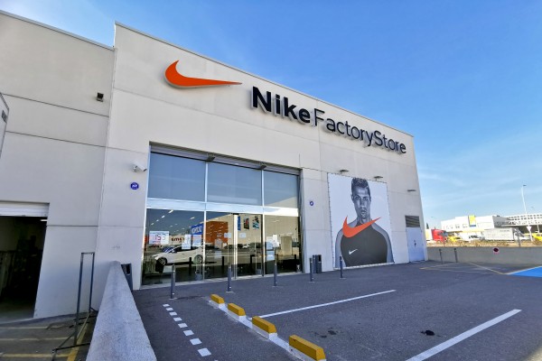 Nike echa el cierre a su tienda outlet de la Ciudad del Transporte en Castelló