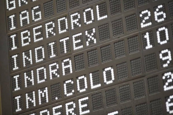 Lagarde anima (y mucho) a la banca cotizada pero no puede mantener en positivo el Ibex 35