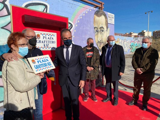 Alicante dedica una plaza al grafitero 'Kiz' en el barrio de Los Ángeles 