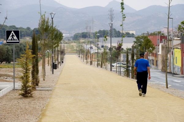Invierten 500.000 euros en señalización y accesibilidad para la Vía Verde de Barrio Peral 