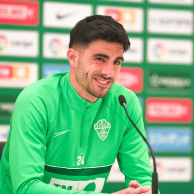 Kike Pérez: “Vengo con ganas y confianza de hacerme un hueco en el equipo”
