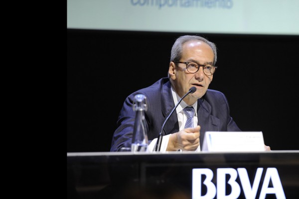 La junta de BBVA reelegirá a González-Páramo como consejero ejecutivo