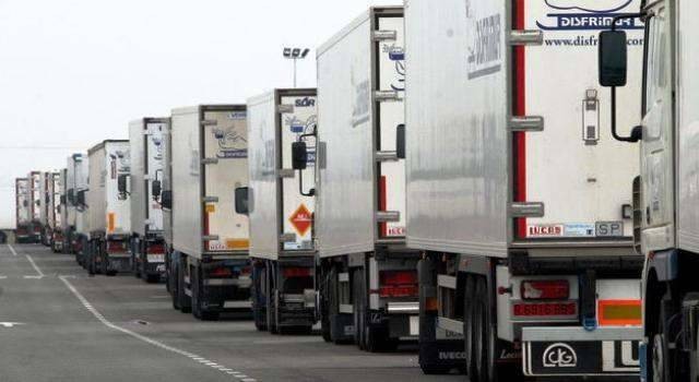 Los transportistas valencianos se suman a la reivindicación de un puerto seco en Villena