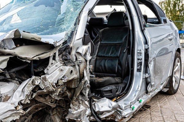 Dos de cada diez coches involucrados en accidentes con víctimas en 2020 no tenían la ITV en vigor