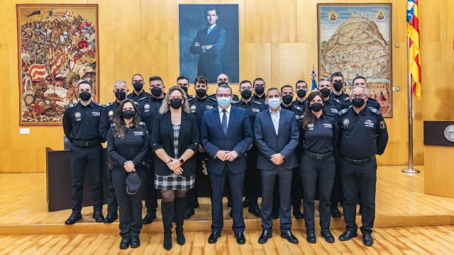 Benidorm incorpora otros 16 nuevos agentes a la Policía Local