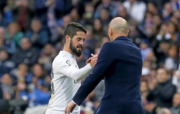 Defensa a ultranza de Zidane a Isco