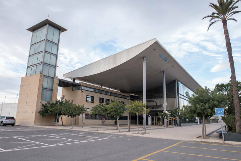 Les Corts reanudan los plenos con la convalidación de IFA como empresas públicas