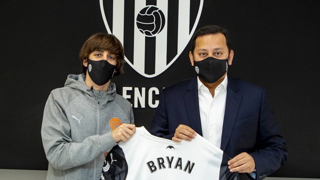 Bryan Gil: 