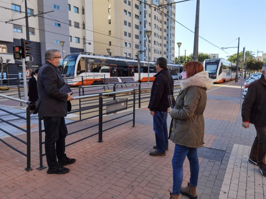 Llopis, en cuanto a movilidad: 