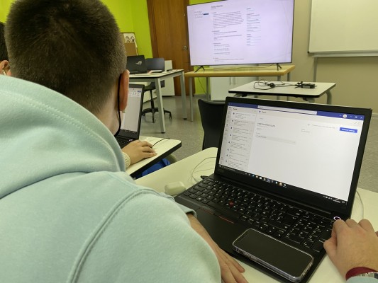 STEPV recurrirá la reducción de horas en los ciclos semipresenciales de FP
