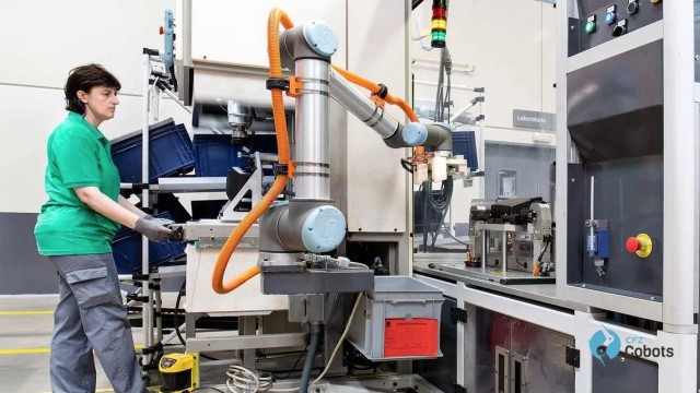 CFZ Cobots y Orange desarrollan un brazo robot que permite detectar cáncer de piel a distancia