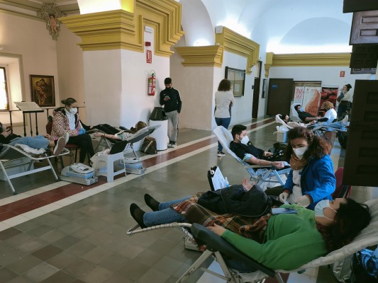 El Centro Regional de Hemodonación atendió el pasado año a más de 57.000 donantes