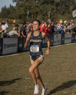 Gemma Rebollo bate el récord regional sub-20 de 3 kilómetros con su universidad en Estados Unidos