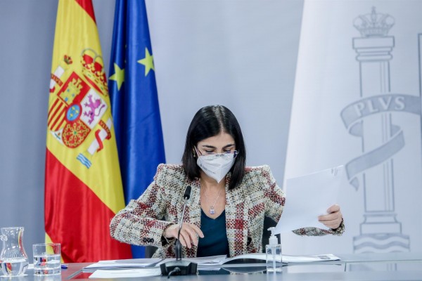 Darias descarta de momento la reducción de cuarentenas a 4-5 días: 